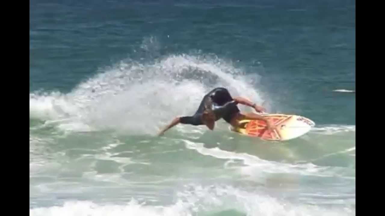 Surf coaching: Backhand Cutback - Regular Footer Version tutorial by Martin Dunn